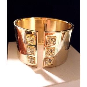 Victoria's Secret  Bracelet Wide Cuff Gold Tone  Rhinestone Pyramids Hinged